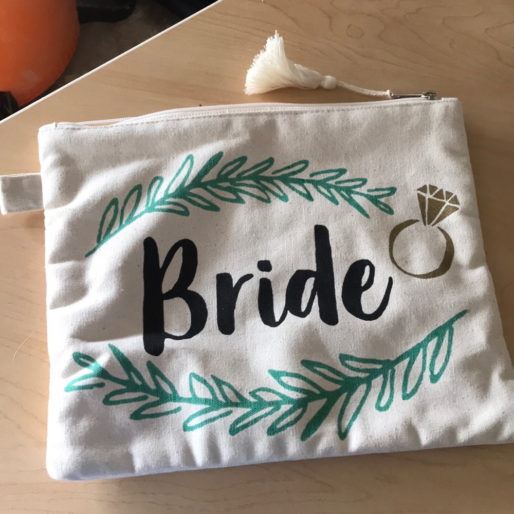 “Bride” Hand bag - Picture 3 of 6